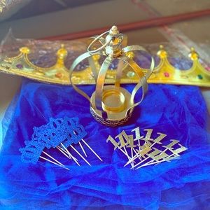 Royal theme 1st birthday for boy